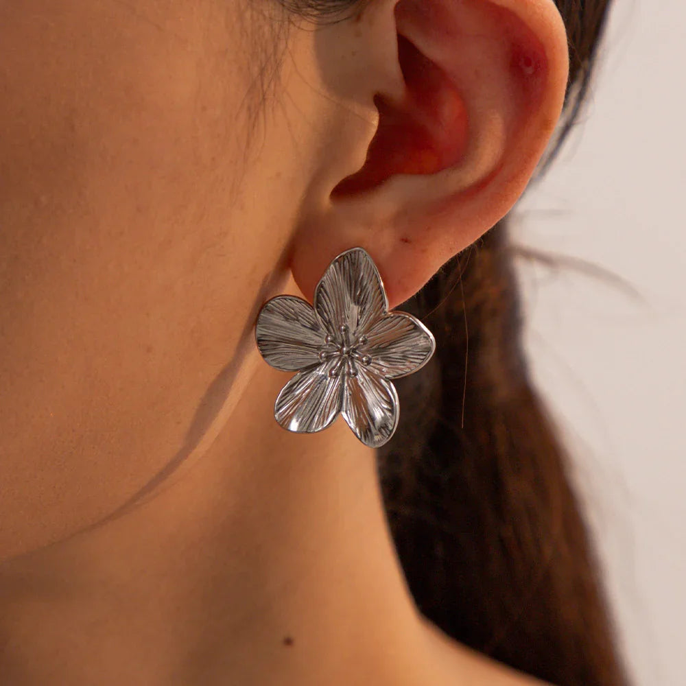 Allysa Flower Earrings