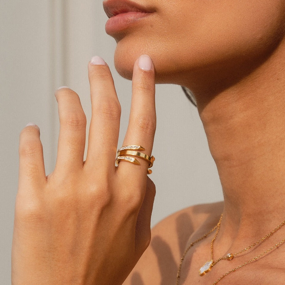 Four Point Nail Stone Ring