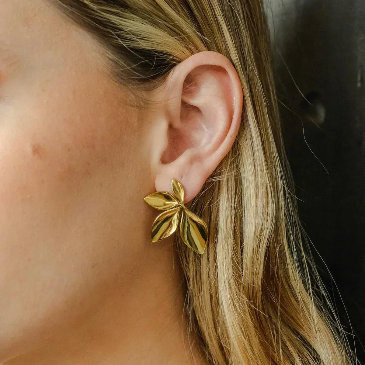 Velle Petal Earrings